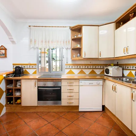 Holiday Castillo Alto Vakantiehuis Nerja